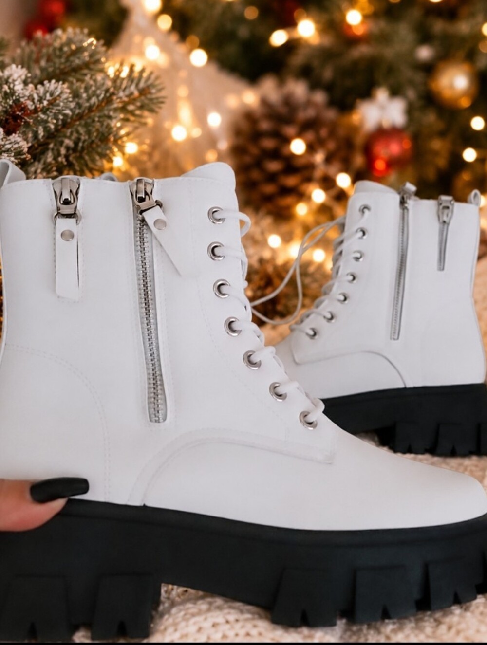 Just In 🖤 Valeska Military White boots - Picture 2 of 8